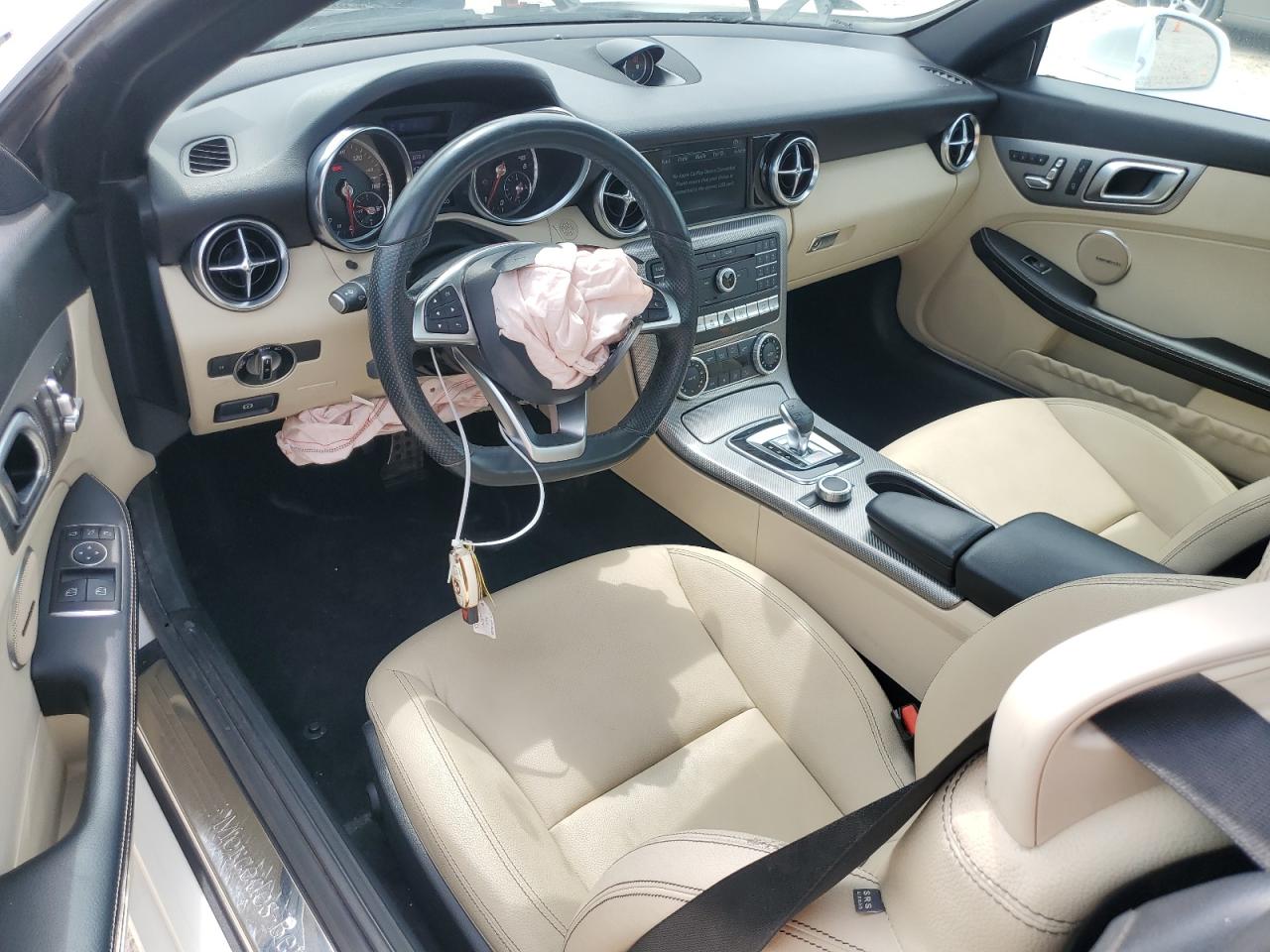 WDDPK3JA4HF131075 2017 Mercedes-Benz Slc 300