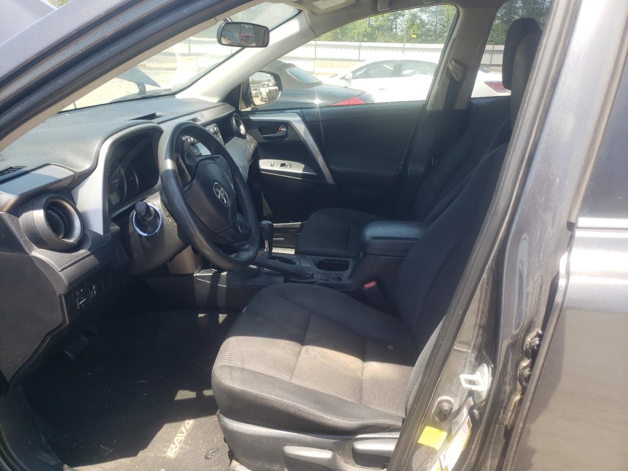 JTMZFREV0GJ080693 2016 Toyota Rav4 Le