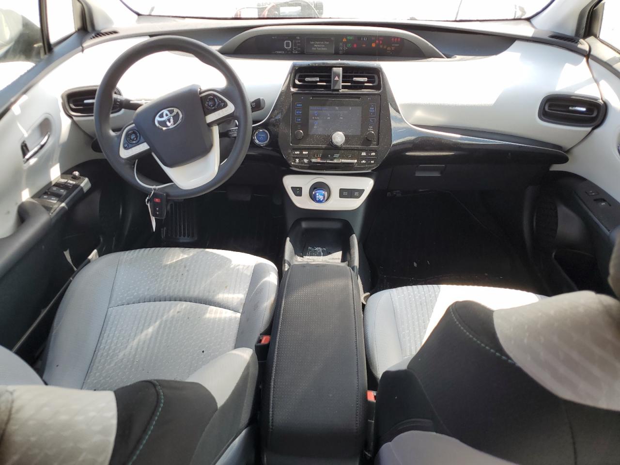 JTDKBRFU1J3603833 2018 Toyota Prius