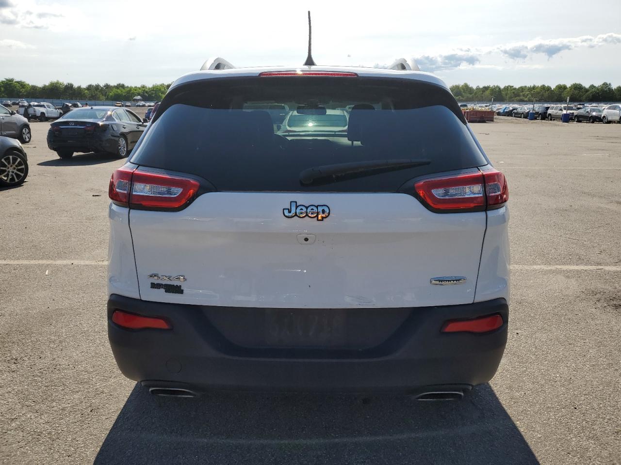 1C4PJMCS5HW651469 2017 Jeep Cherokee Latitude