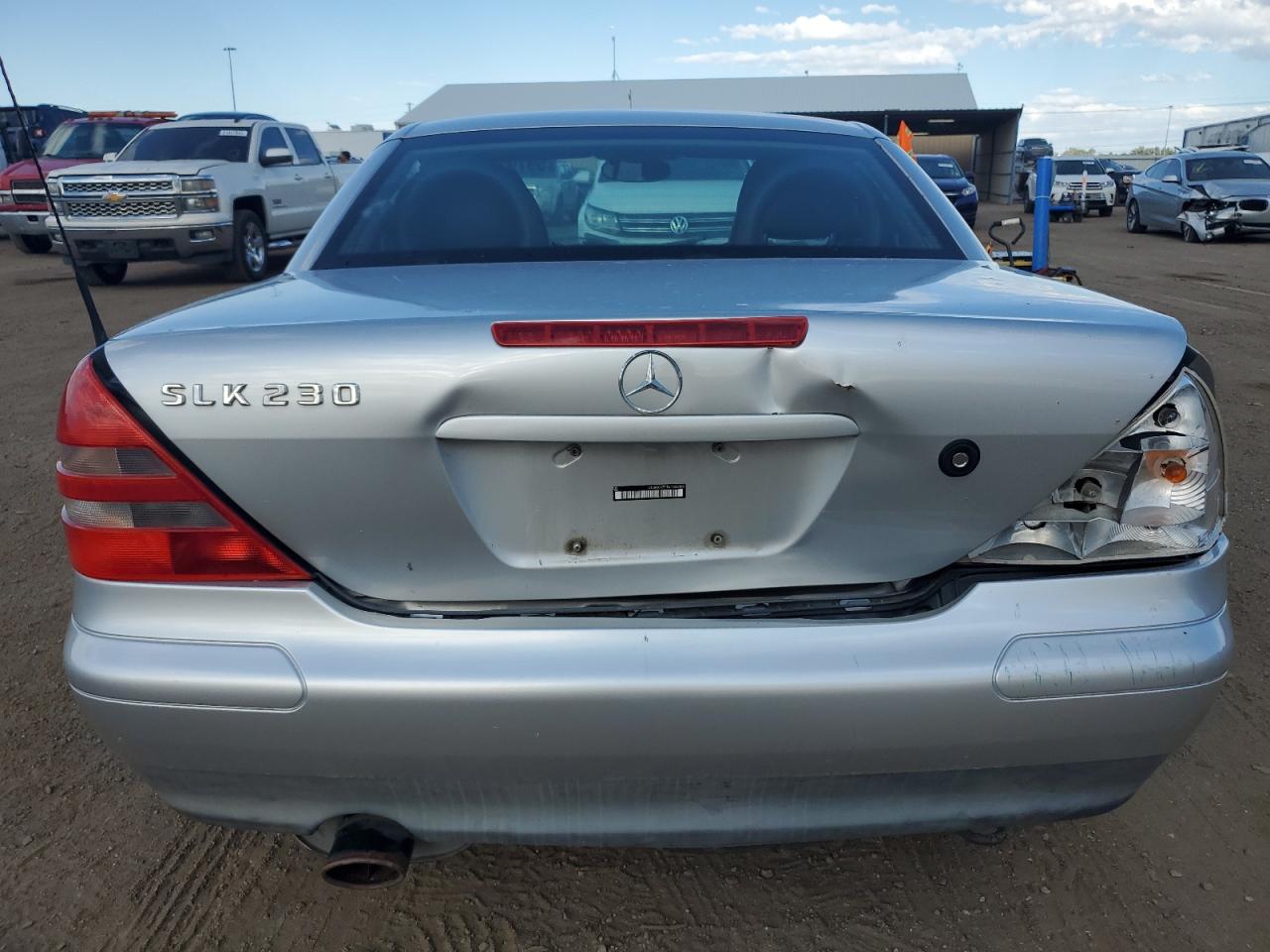 WDBKK47F1WF056148 1998 Mercedes-Benz Slk 230 Kompressor