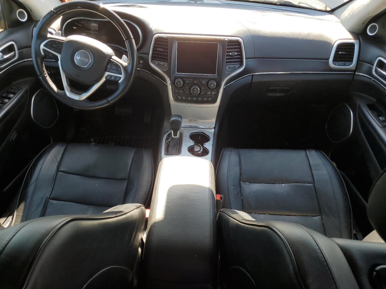 1C4RJFJG2JC377285 2018 Jeep Grand Cherokee Summit