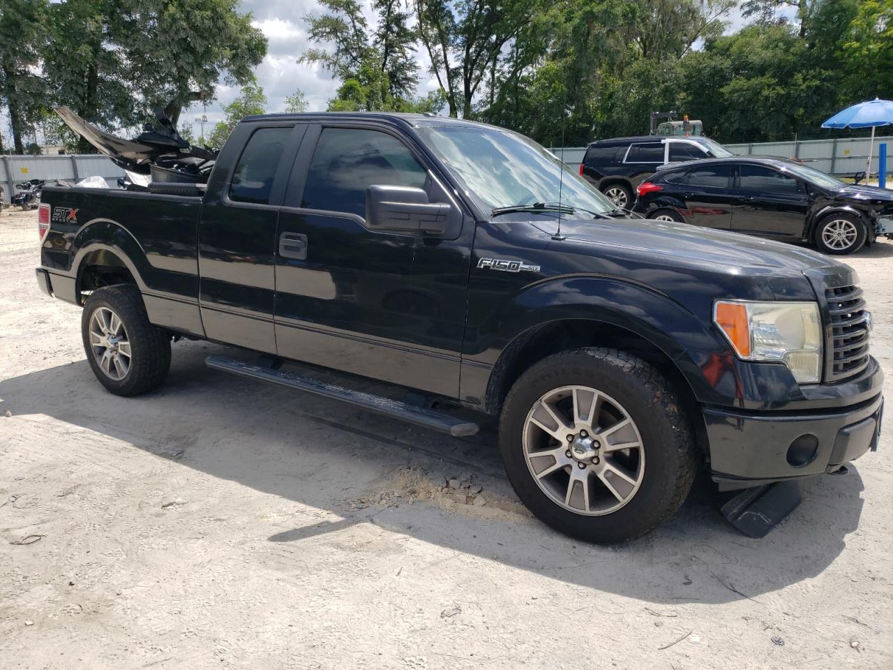 2014 Ford F150 Super Cab vin: 1FTEX1EM2EKF43834