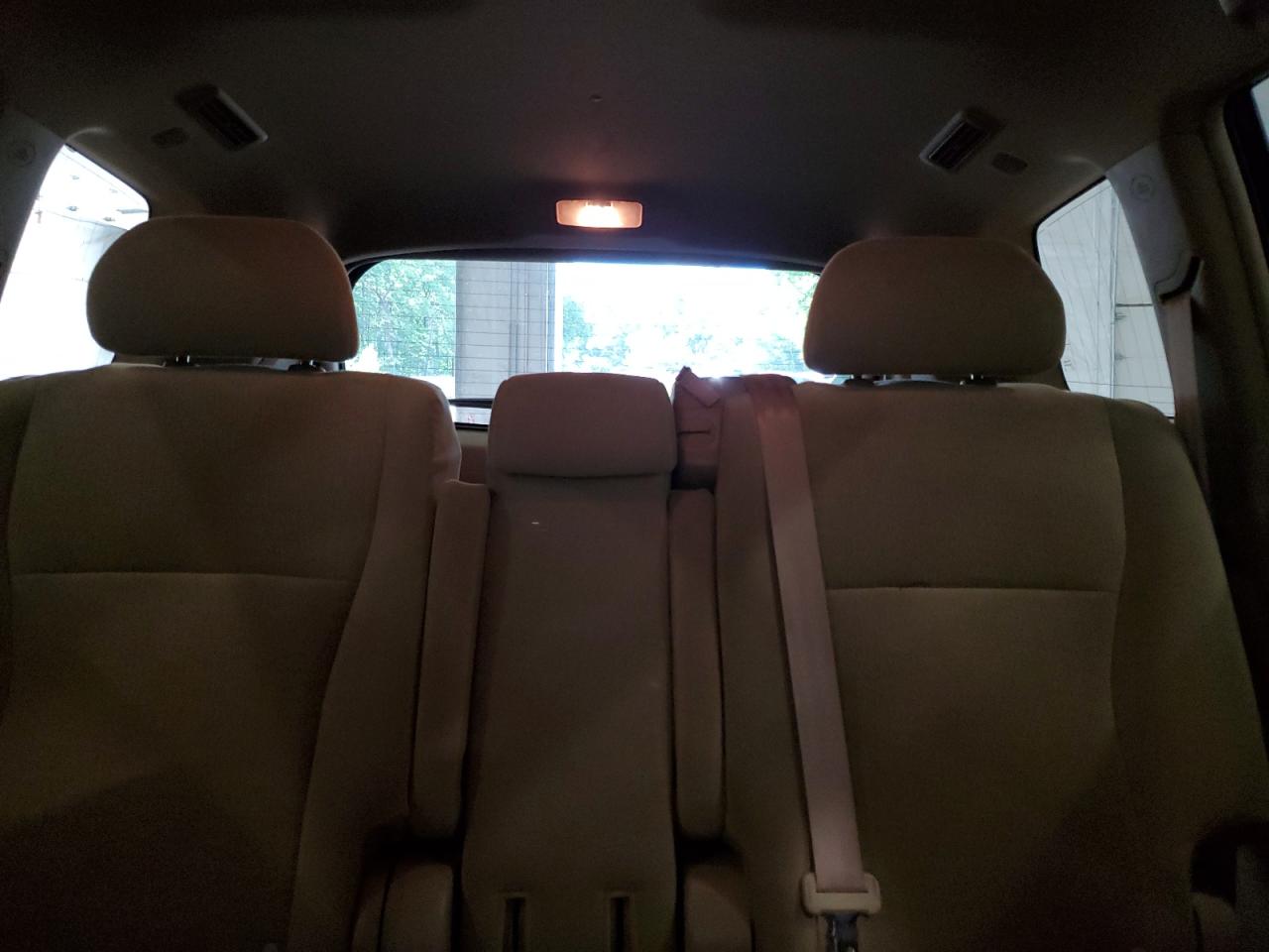 5TDZK3EH5BS036378 2011 Toyota Highlander Base