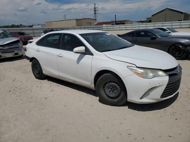 VIN 4T1BF1FK5HU646673 2017 Toyota Camry, LE no.4