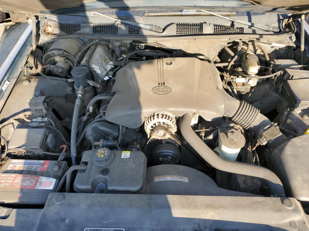 2FAFP74W0WX172591 1998 Ford Crown Victoria Lx