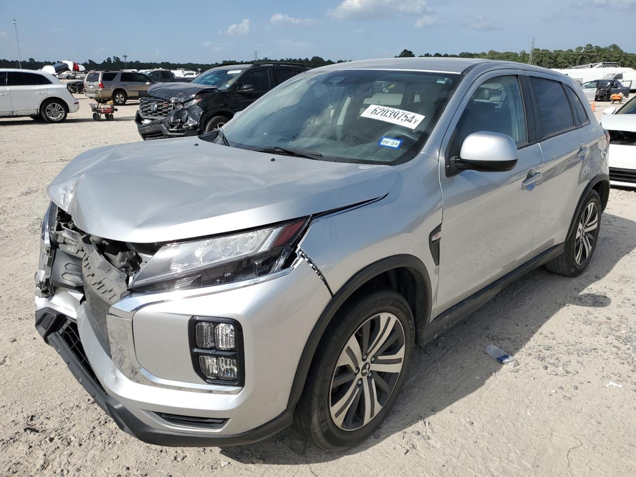 Mitsubishi Outlander Sport 2021 Medium