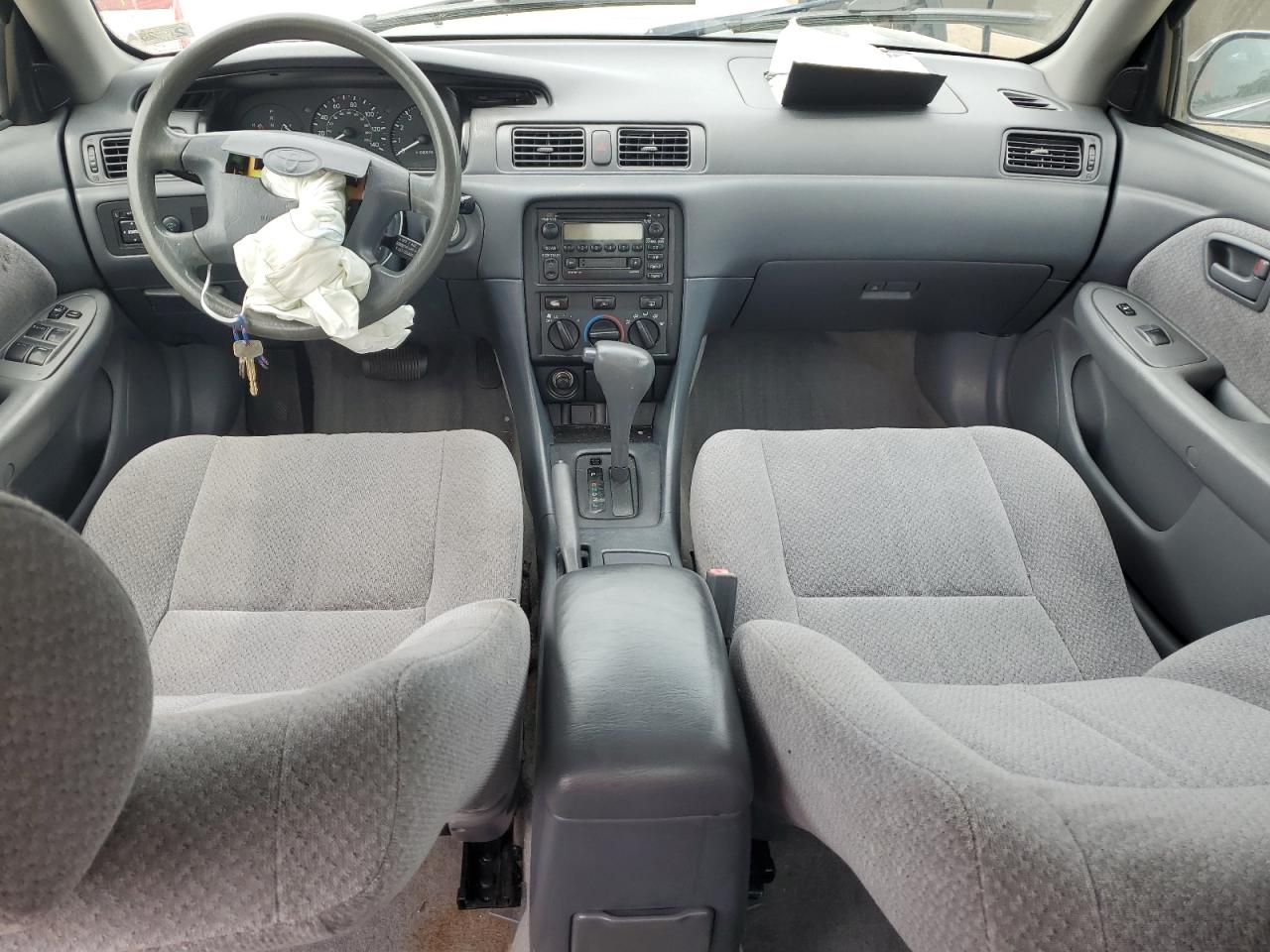 JT2BG22K3Y0510765 2000 Toyota Camry Ce