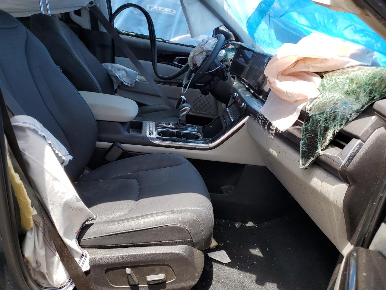 KNDNE5H35R6432547 2024 Kia Carnival Sx