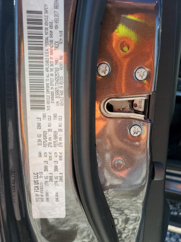 3C6RR7LT2HG525703 2017 Ram 1500 Slt