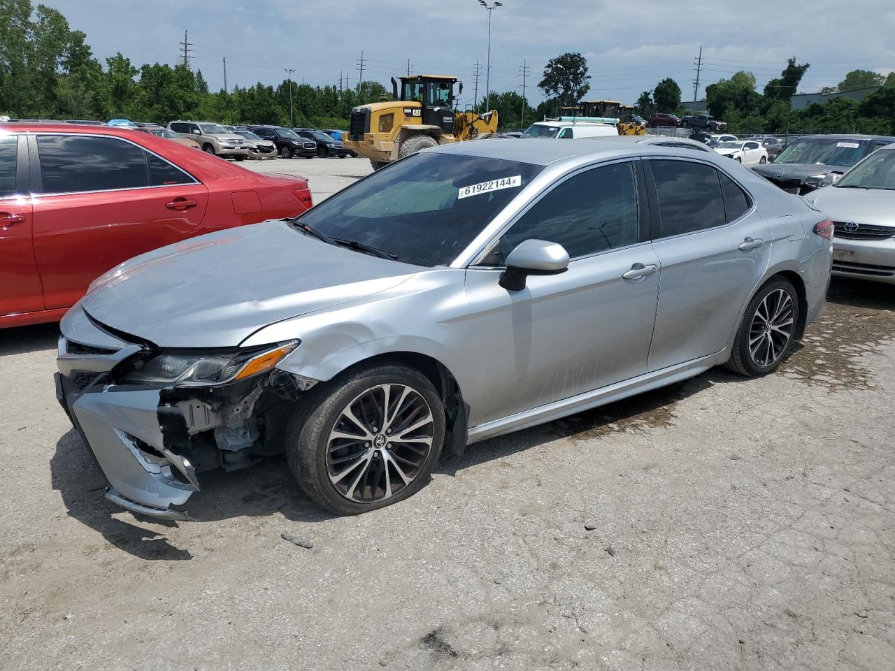 2018 Toyota Camry L vin: 4T1B11HK4JU644916