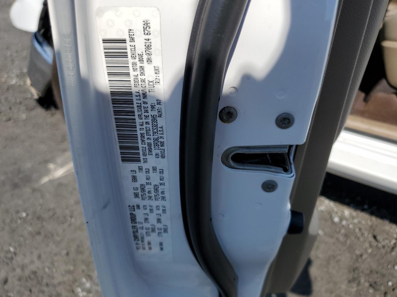 1C6RD6LT9CS323905 2012 Dodge Ram 1500 Slt