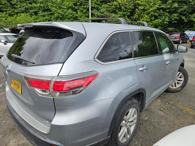 VIN 5TDZKRFH3ES012327 2014 Toyota Highlander, LE no.3