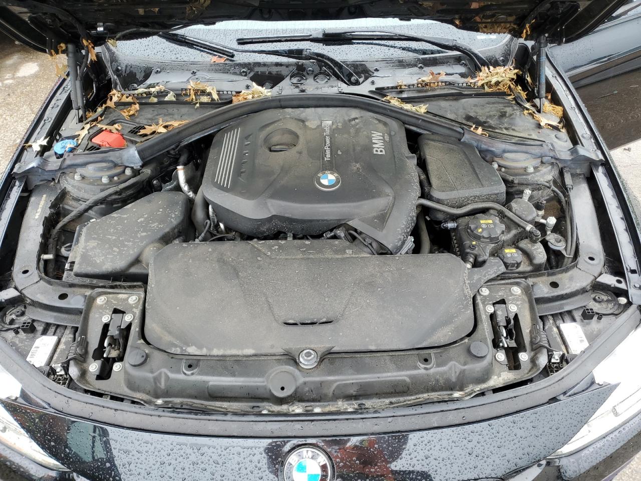 WBA8D9C59JA607784 2018 BMW 330 Xi