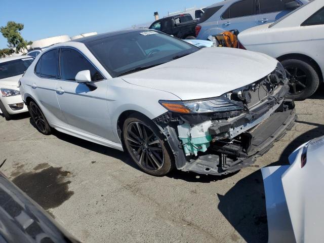 VIN 4T1B61HK3KU785852 2019 Toyota Camry, Xse no.4