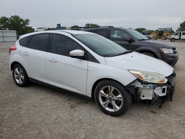 VIN 1FADP3K22DL107509 2013 Ford Focus, SE no.4