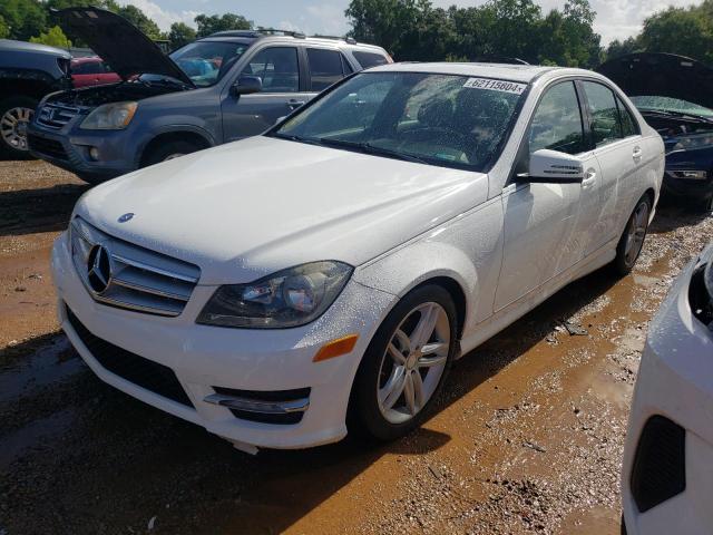 VIN WDDGF4HB8DR255688 2013 Mercedes-Benz C-Class, 250 no.1