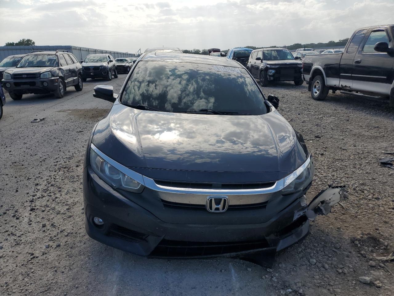 Lot #2704141190 2018 HONDA CIVIC EXL