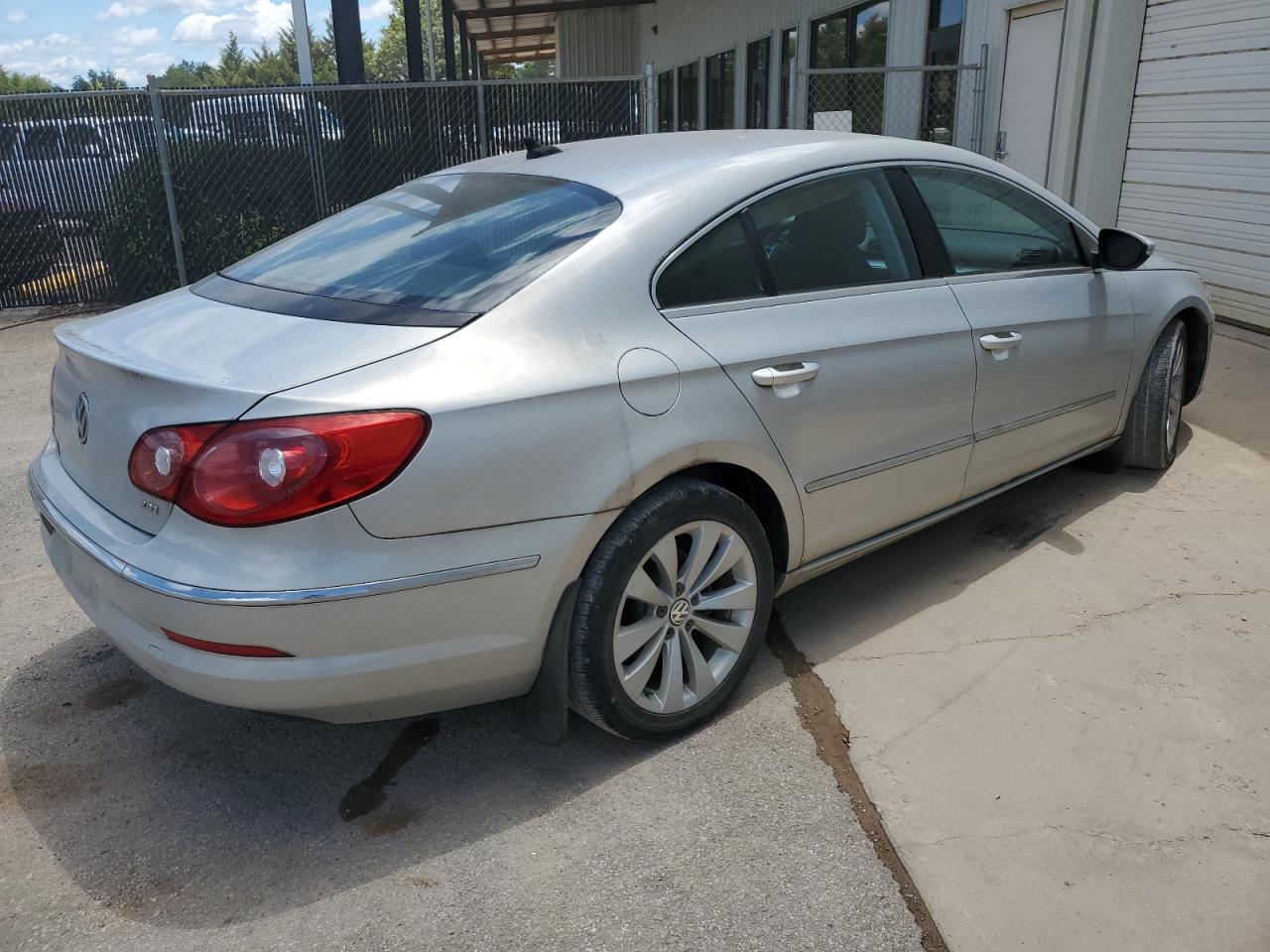 VOLKSWAGEN CC SPORT