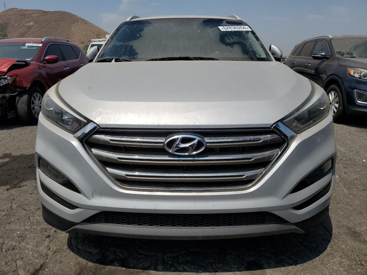 2016 Hyundai Tucson Limited vin: KM8J33A22GU166984