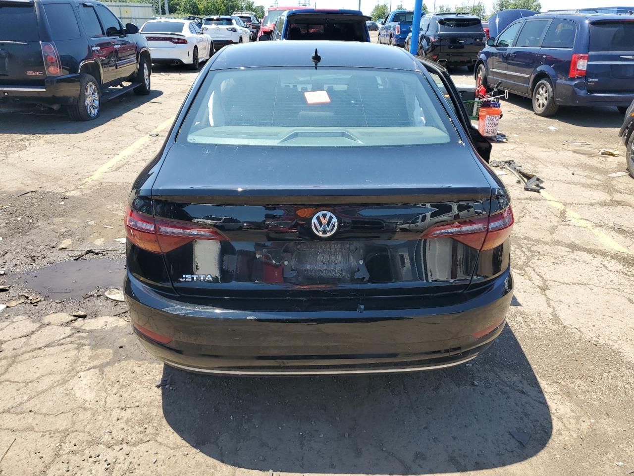 3VWC57BU0KM141817 2019 Volkswagen Jetta S