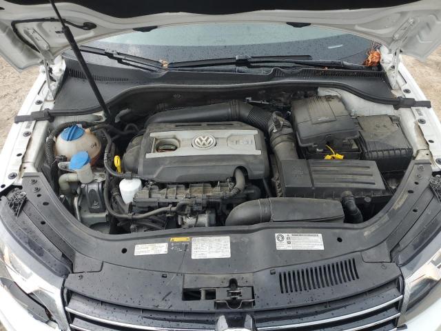 2015 Volkswagen Eos Komfort VIN: WVWBW8AH7FV004827 Lot: 61822444