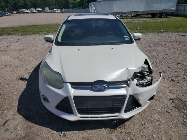 2013 Ford Focus Titanium VIN: 1FADP3J28DL368922 Lot: 61327114