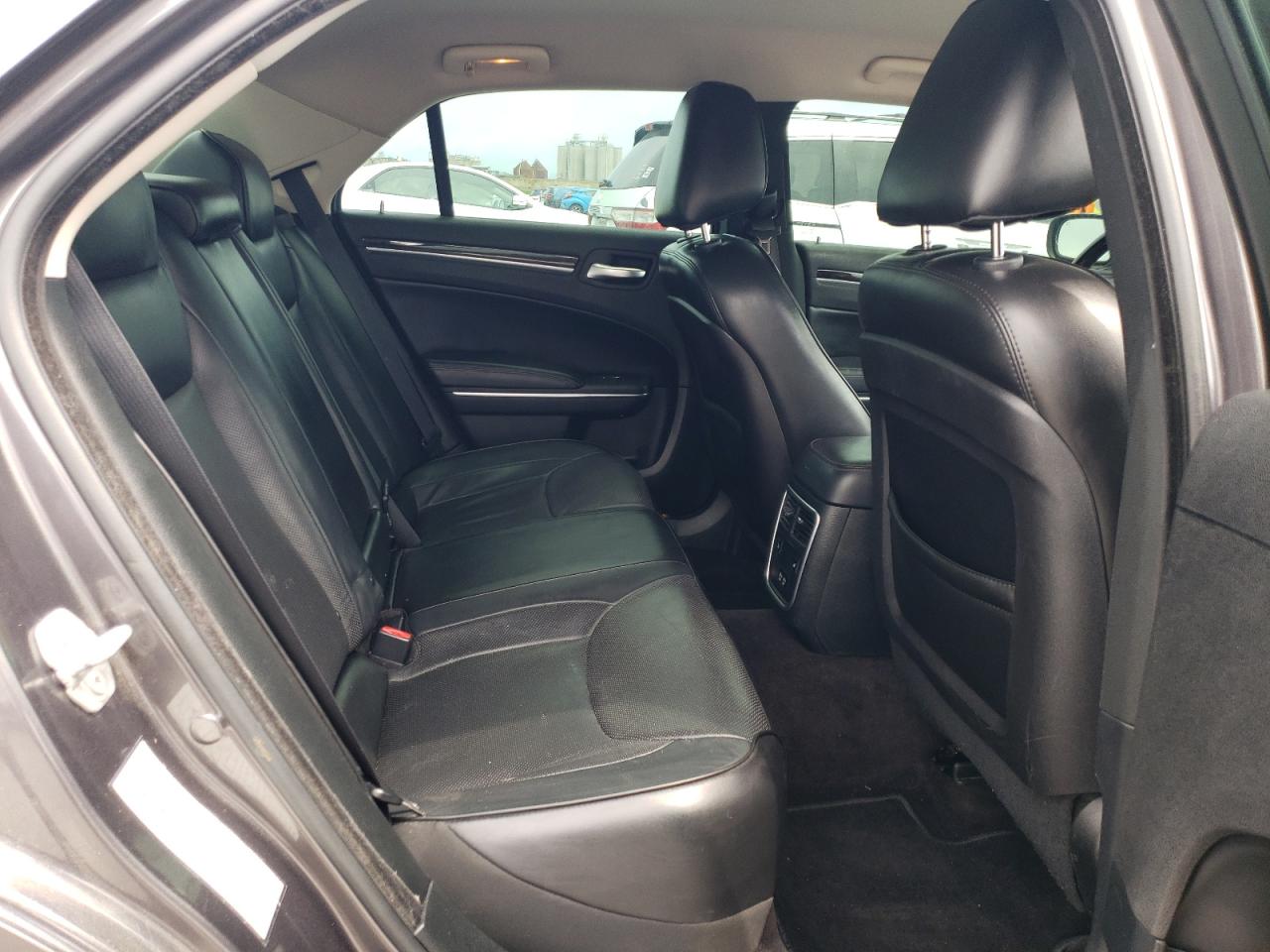 2C3CCAEG4JH193724 2018 Chrysler 300 Limited