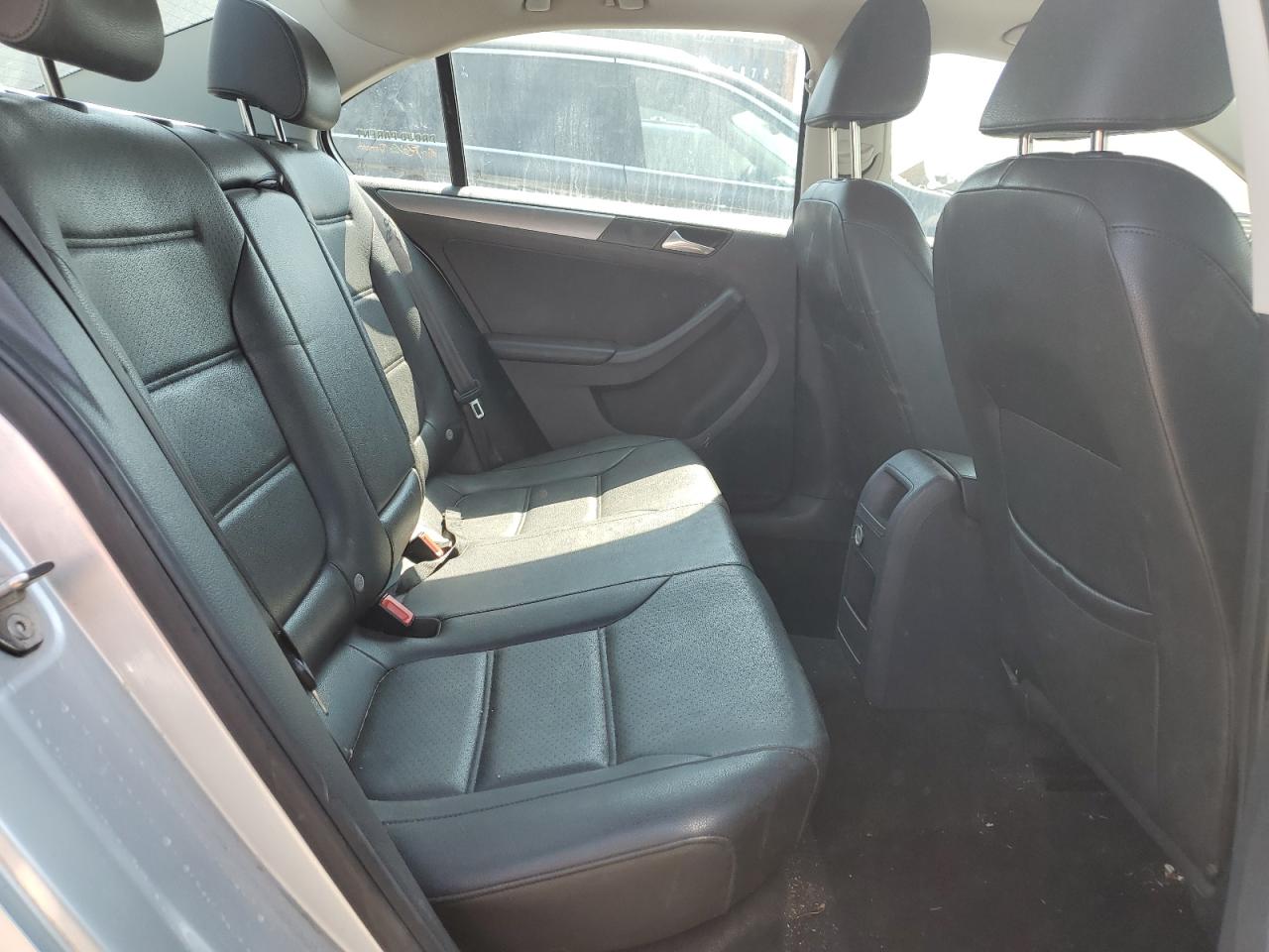 3VWLA7AJ3FM292305 2015 Volkswagen Jetta Tdi