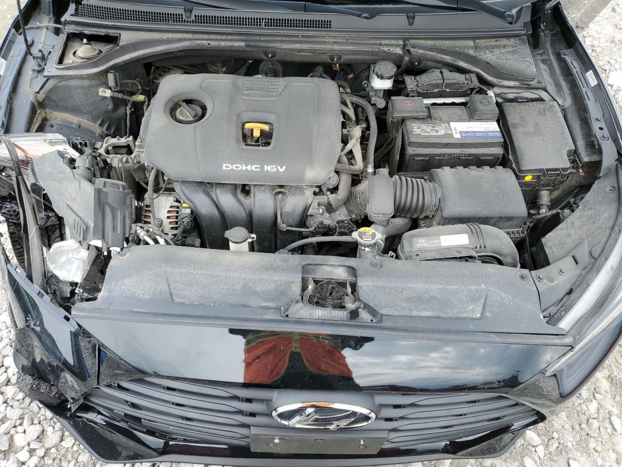 KMHTG6AF2KU013063 2019 Hyundai Veloster Base