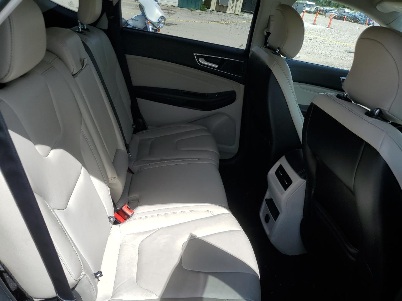 2FMPK3K93JBB32445 2018 Ford Edge Titanium