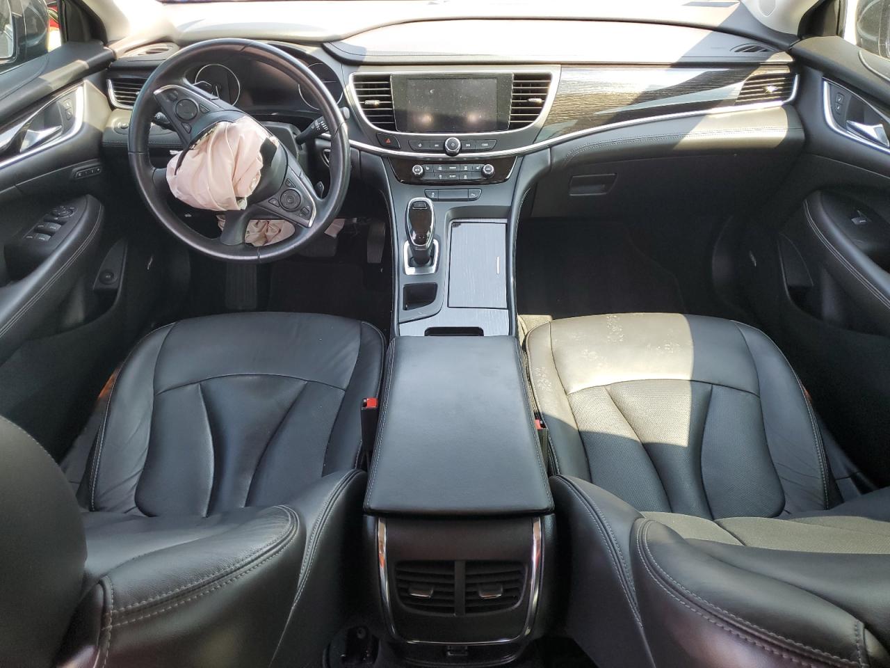 1G4ZP5SS4HU159635 2017 Buick Lacrosse Essence