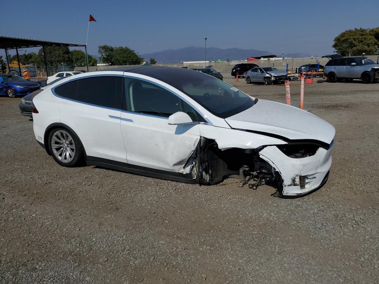 5YJXCAE26GF008671 2016 Tesla Model X