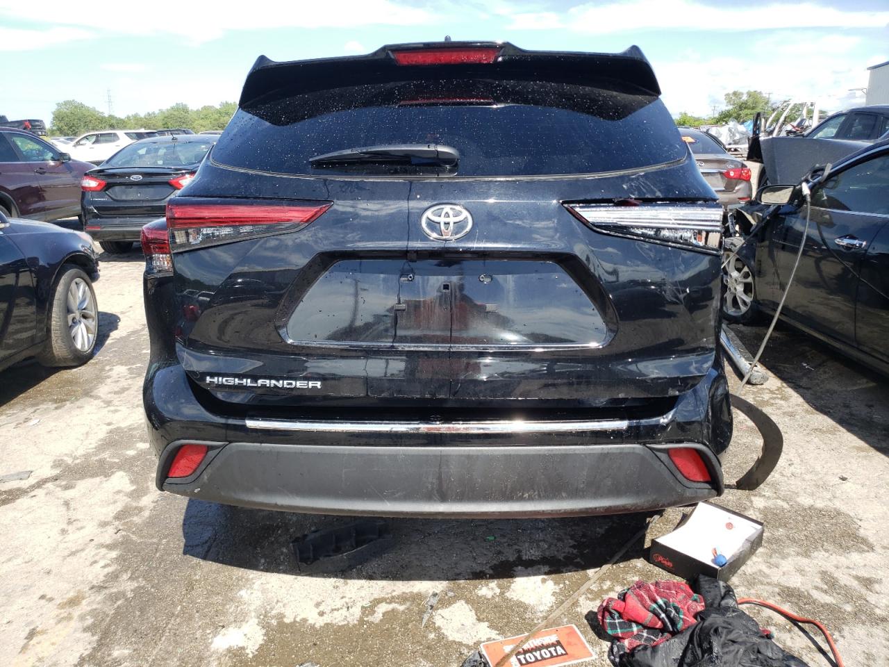 Lot #2926292423 2023 TOYOTA HIGHLANDER