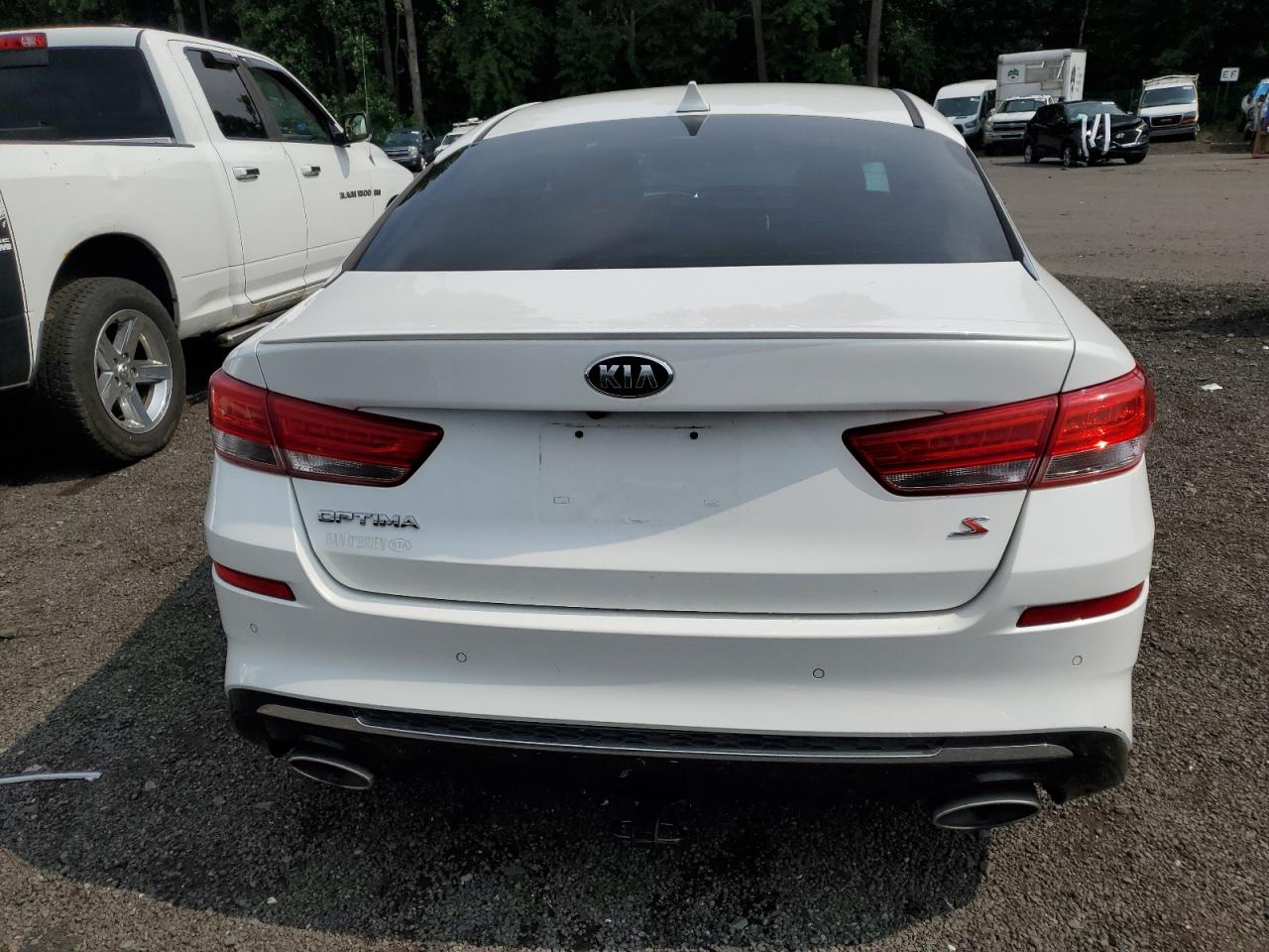 2019 Kia Optima Lx vin: 5XXGT4L32KG293839