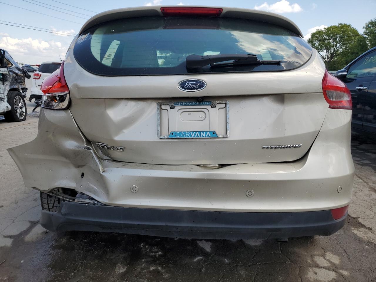 2018 Ford Focus Titanium vin: 1FADP3N21JL261877