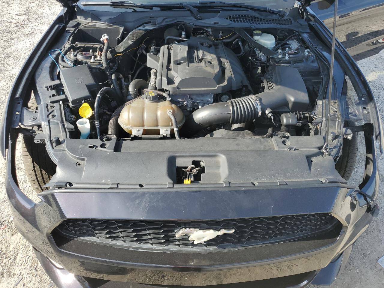 1FATP8UH8H5218201 2017 Ford Mustang