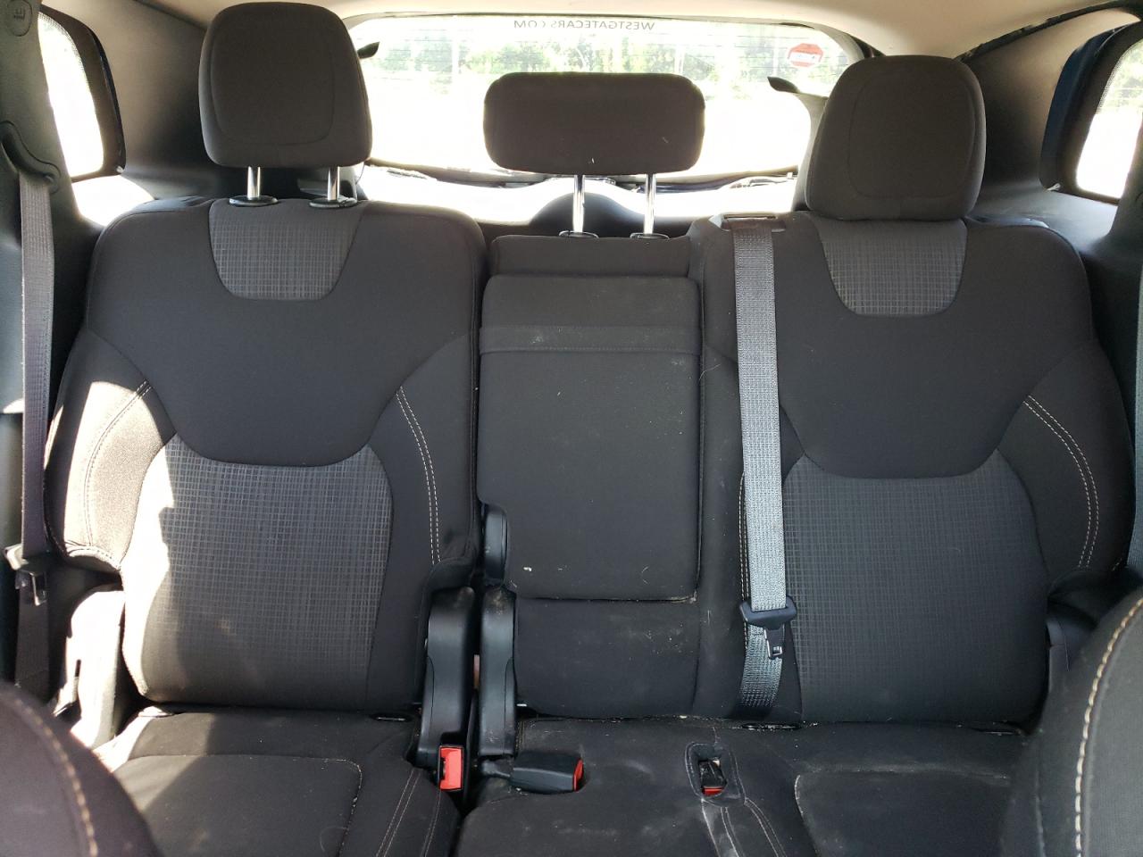 1C4PJLCB1GW297605 2016 Jeep Cherokee Latitude