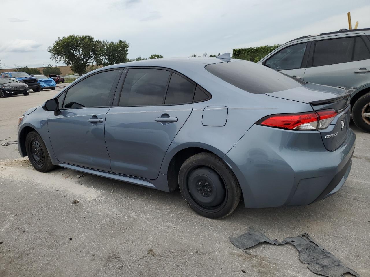 2020 Toyota Corolla Le vin: JTDEPRAE6LJ049704