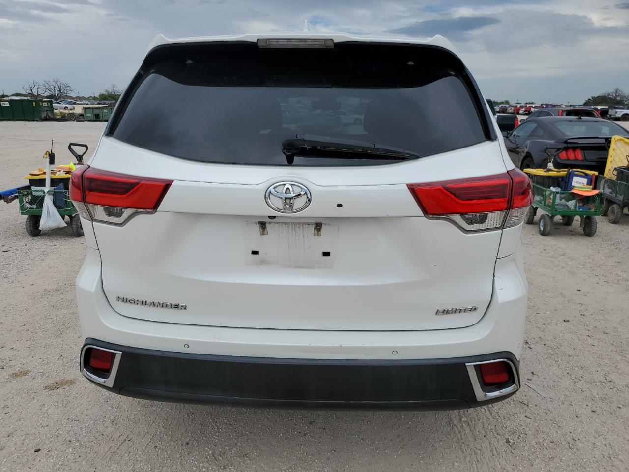 5TDYZRFH8KS320614 2019 Toyota Highlander Limited