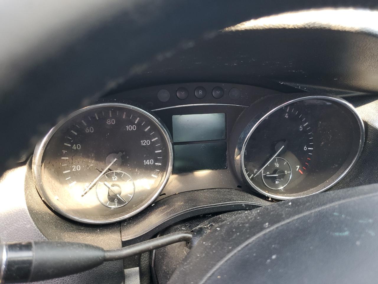 4JGCB65E89A098731 2009 Mercedes-Benz R 350 4Matic