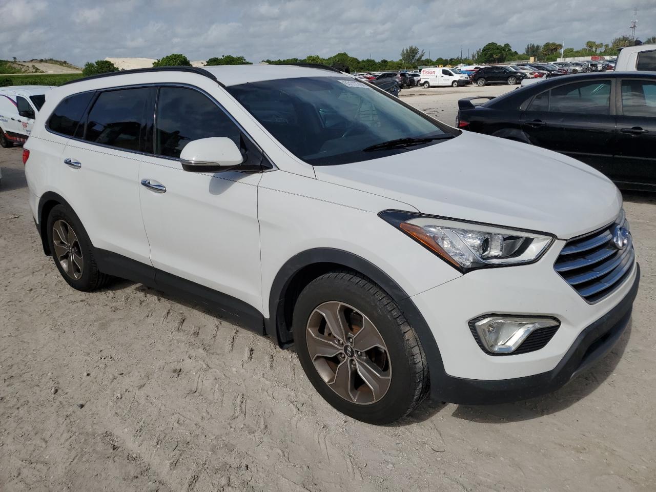 2014 Hyundai Santa Fe Gls vin: KM8SN4HF7EU069497