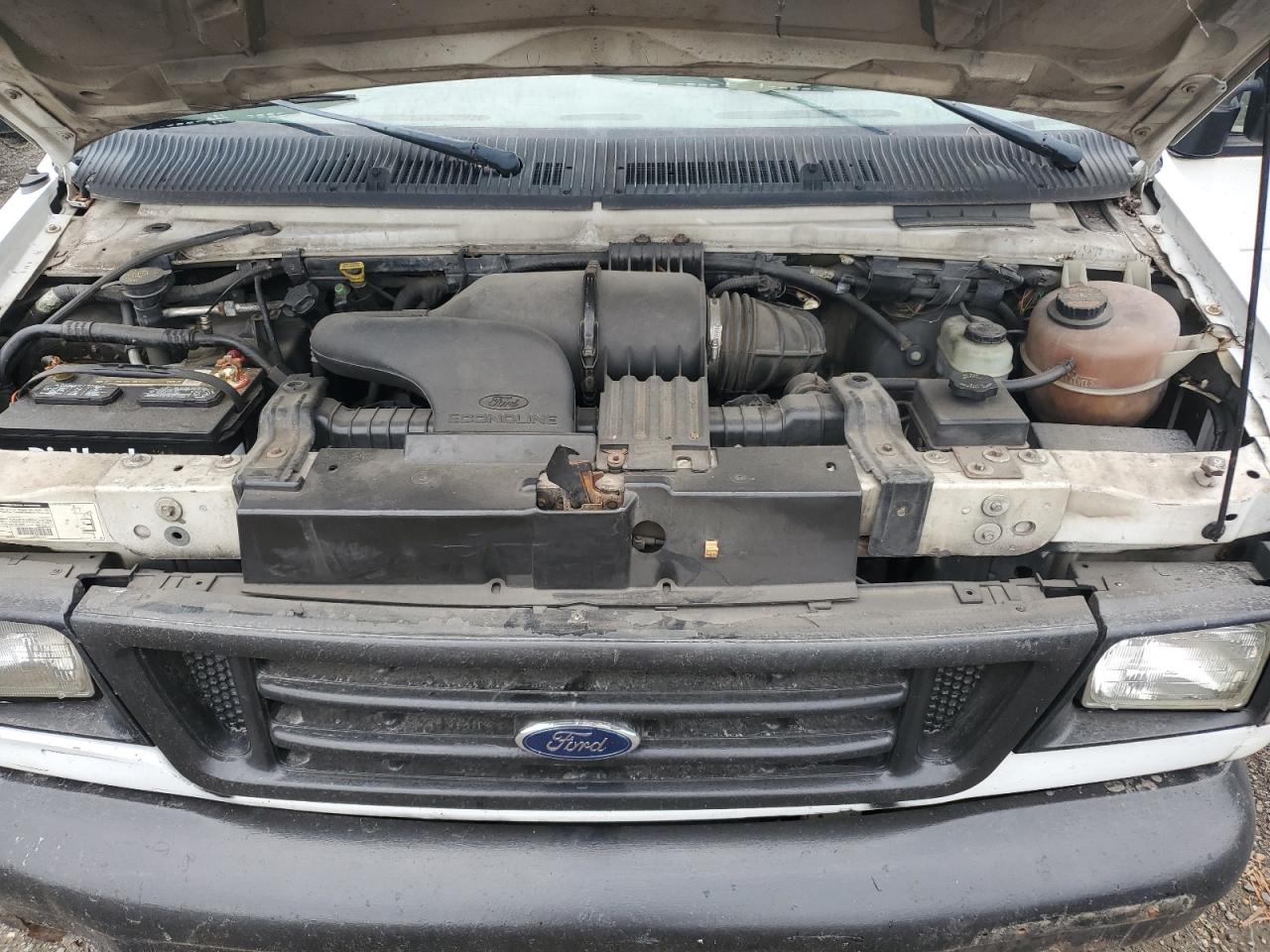 1FTNE24L92HB15725 2002 Ford Econoline E250 Van