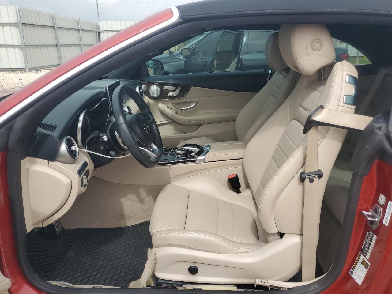 WDDWK4JB3JF750654 2018 Mercedes-Benz C 300