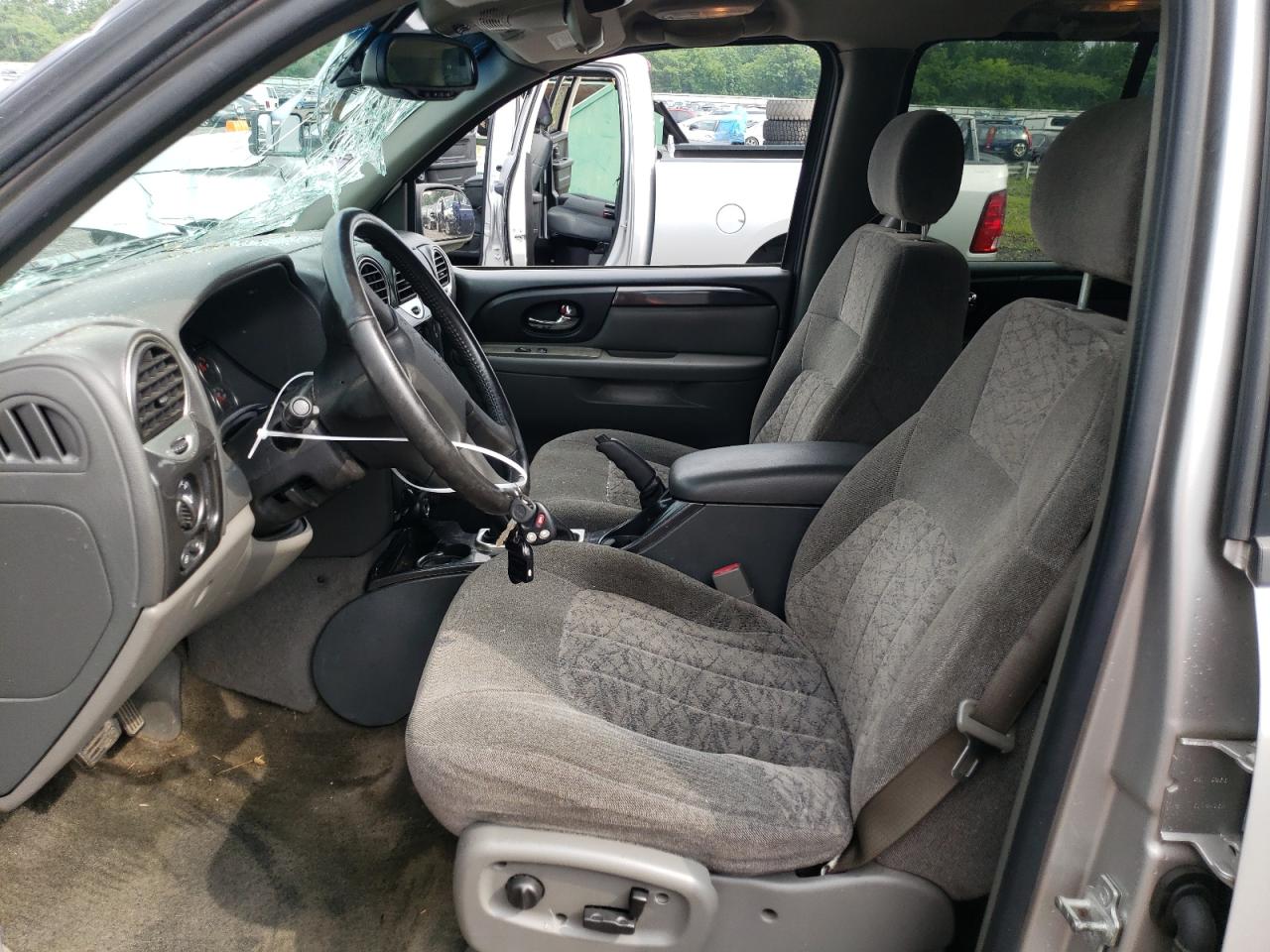 1GKDT13SX42252901 2004 GMC Envoy