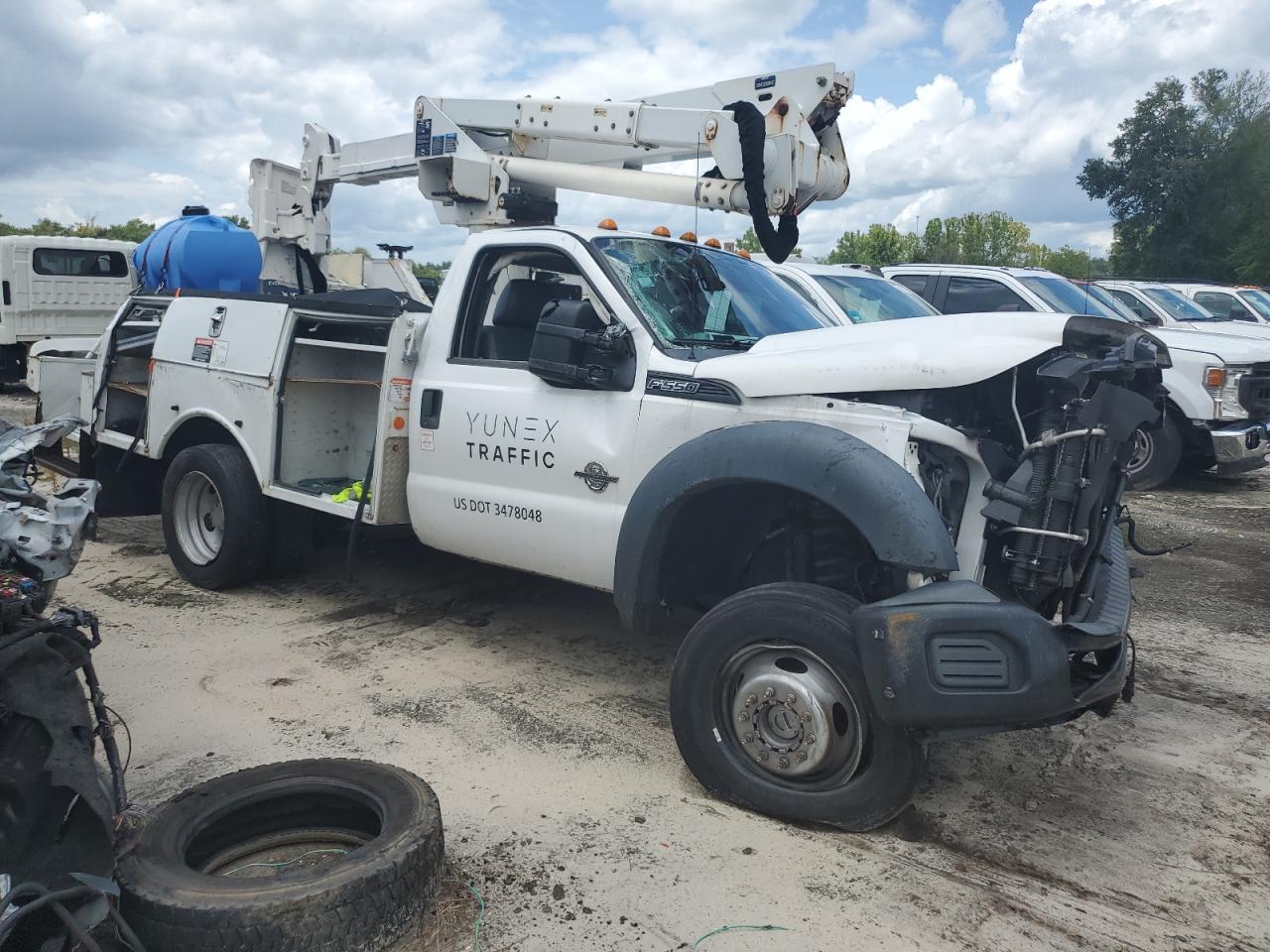 Lot #2751035305 2016 FORD F550 SUPER