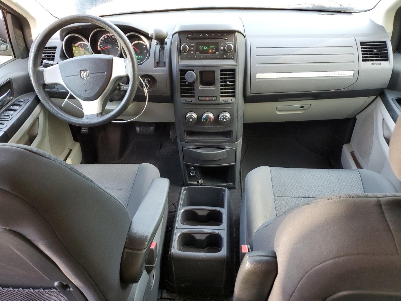 2D4RN4DE5AR438609 2010 Dodge Grand Caravan Se