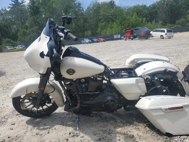 2018 HARLEY-DAVIDSON FLHXS STRE - 1HD1KRC12JB664764