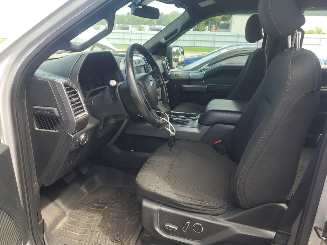 1FTEW1EFXGFB17602 2016 Ford F150 Supercrew