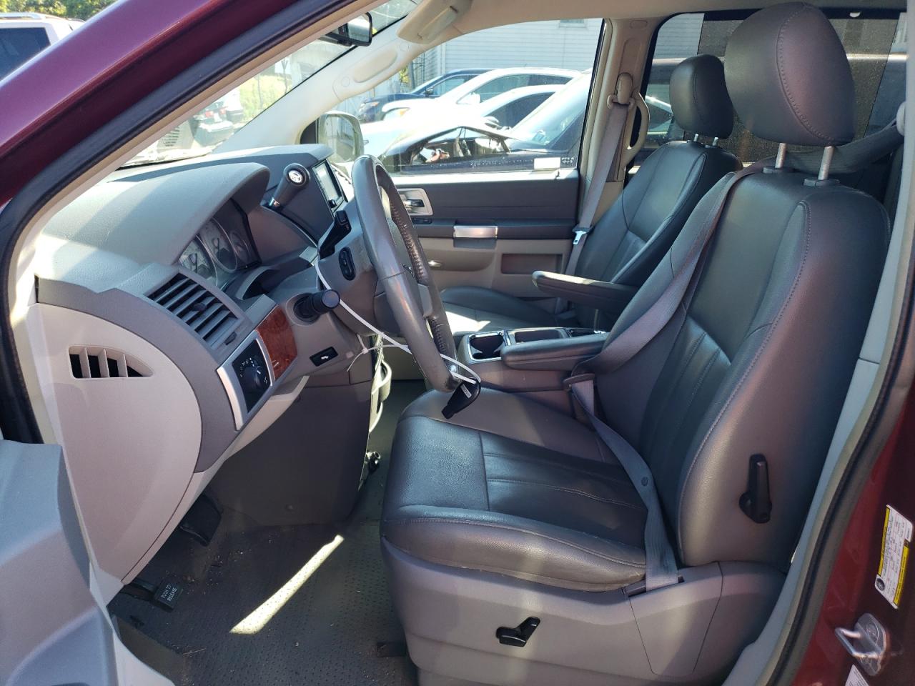 2A8HR54P48R650621 2008 Chrysler Town & Country Touring